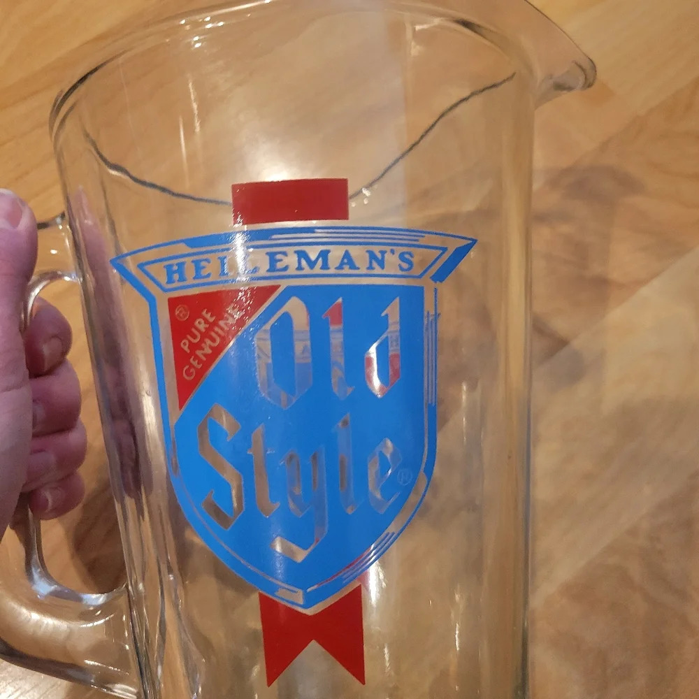 VINTAGE OLD STYLE HEILEMAN'S GLASS BEER PITCHER - Picture 3 of 8